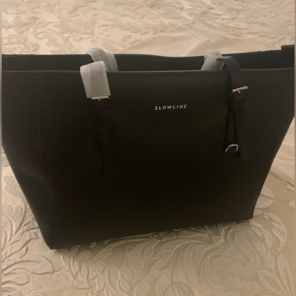 New Slowline black classic tote